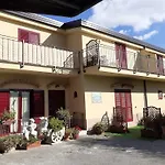 Bed & Breakfast Paradise 3*