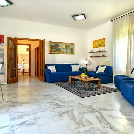 Nocleg ze śniadaniem Paradise SantʼAgata sui Due Golfi