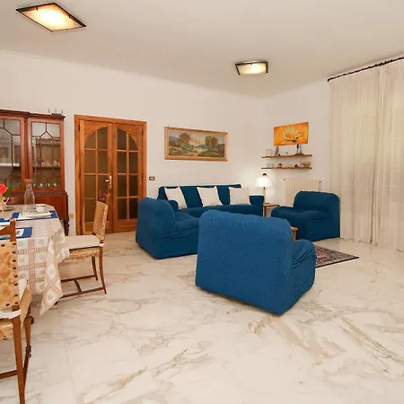 Alojamento de Acomodação e Pequeno-almoço Paradise SantʼAgata sui Due Golfi