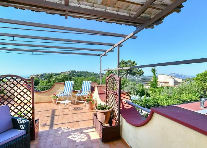 Paradise 3* SantʼAgata sui Due Golfi
