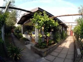 Panzió Paradise SantʼAgata sui Due Golfi