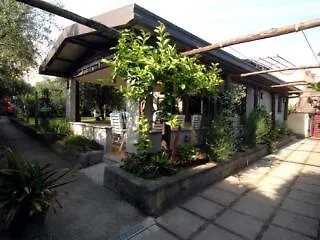Paradise Panzió 3*